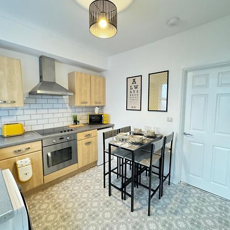 Cosy Home In Barnsley Centre Exterior foto